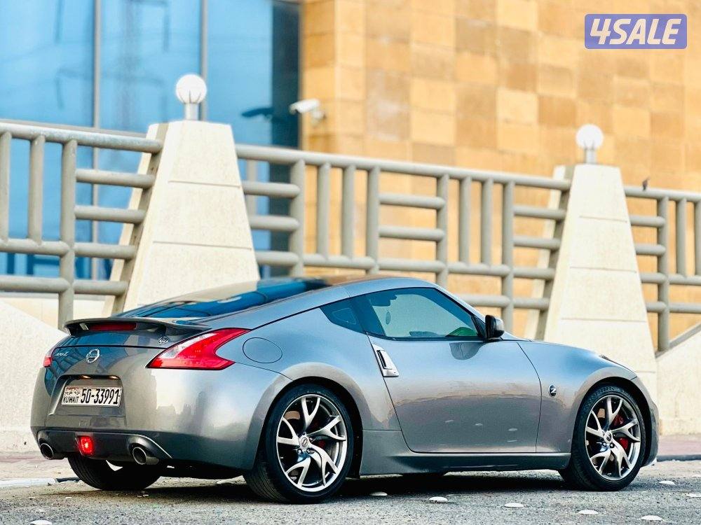 نيسان زد Z3705