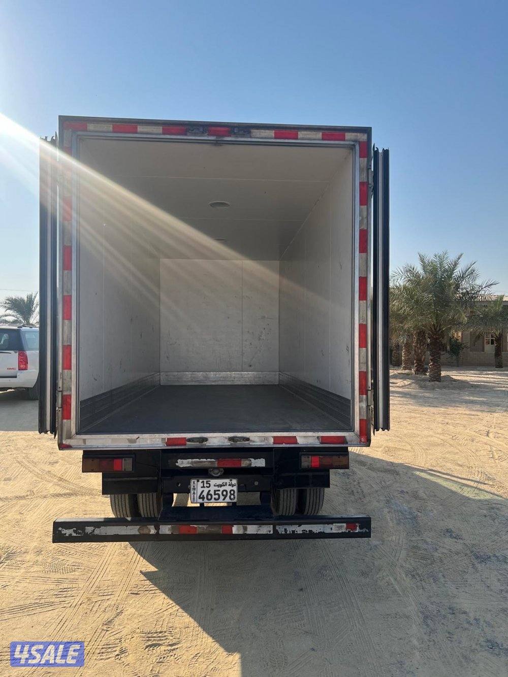 هاف لوري 2017  موستبيشي1