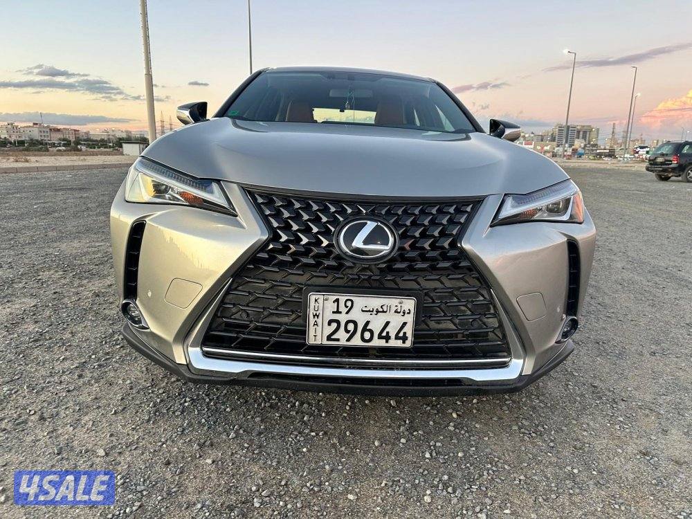 جيب لكزس UX 200 موديل ٢٠٢٠ صبغ وكالة و عداد قليل0