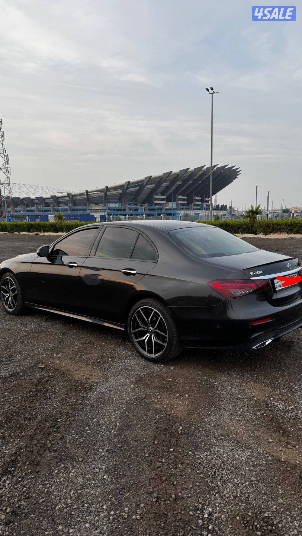 للبيع مرسيدس 2022 e200 أعلى فئة5