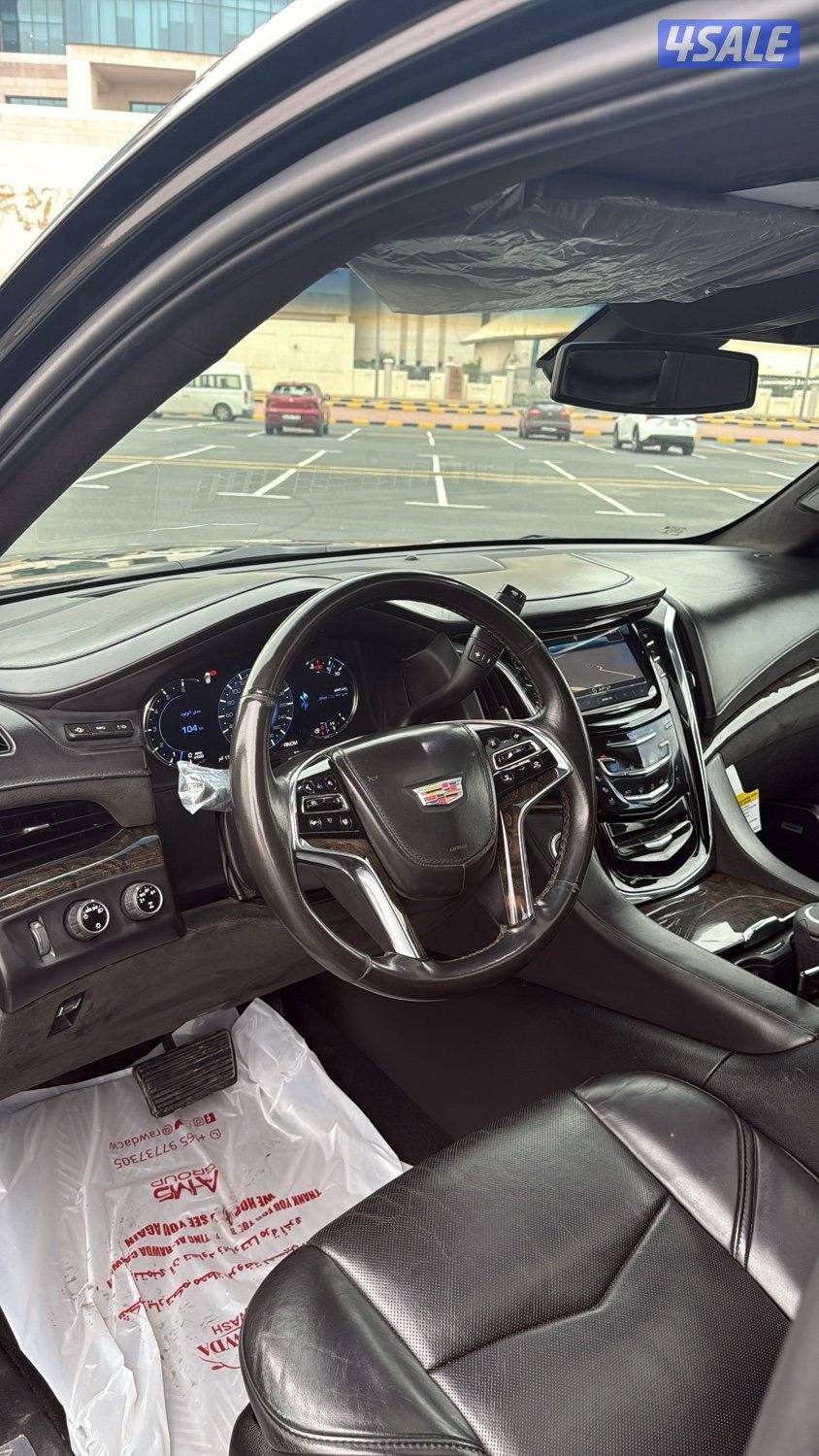 اسكاليد بلاتينيوم اعلى فئه ٢٠١٦ عداد ١١٧6