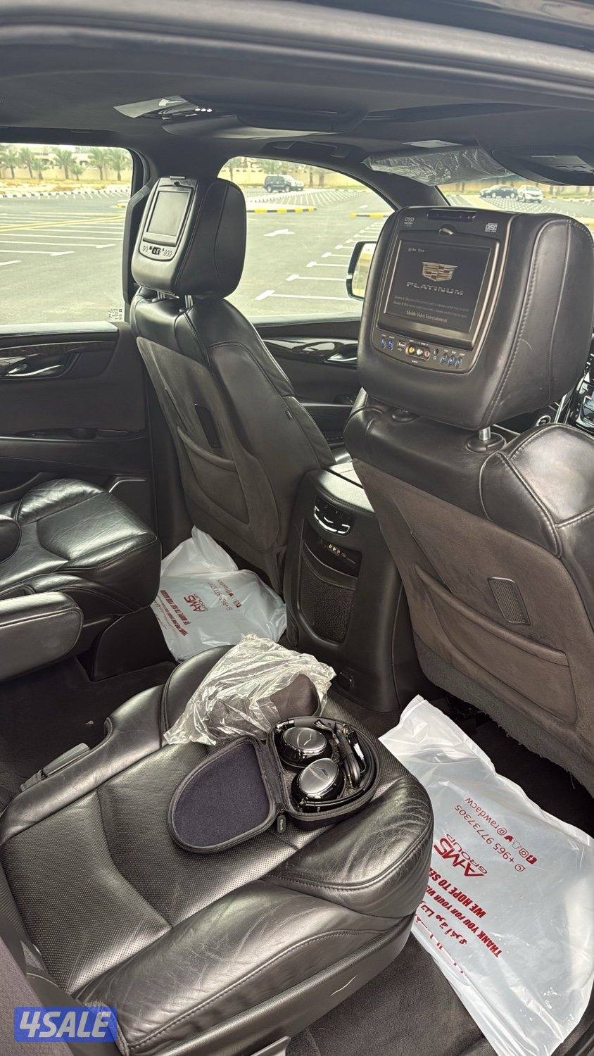 اسكاليد بلاتينيوم اعلى فئه ٢٠١٦ عداد ١١٧8