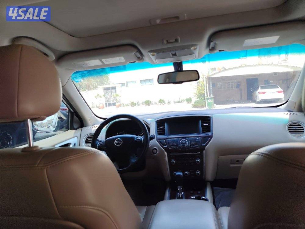 للبيع نيسان باثفندر موديل 20198