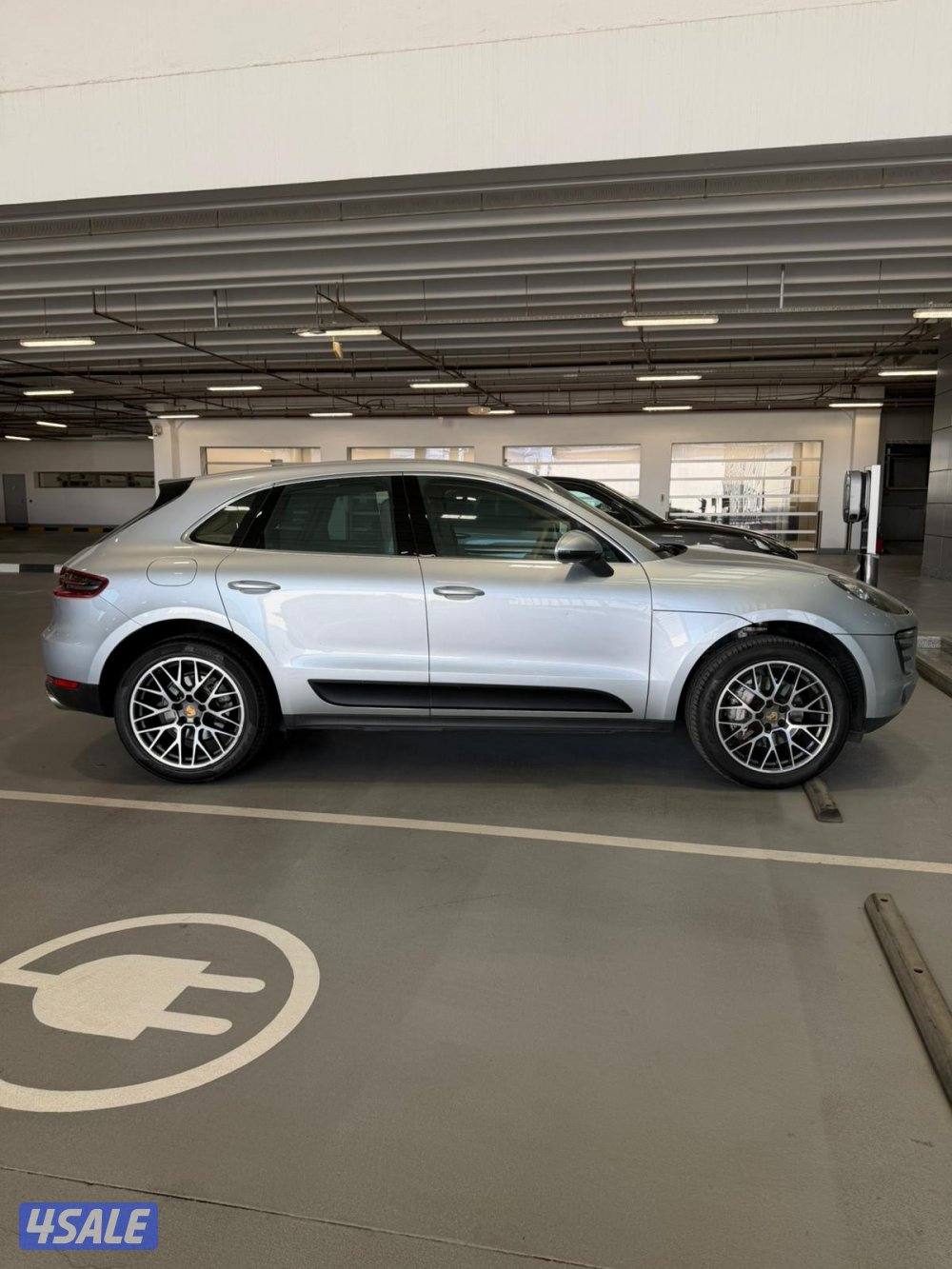 MACAN S تحت الكفالة4