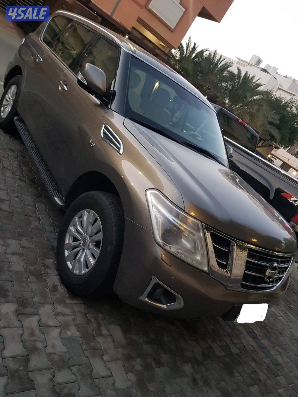 للبيع نيسان بترول SE بحالة جيده فتحت سقف مفتاحين الوكاله ممشي196الف3