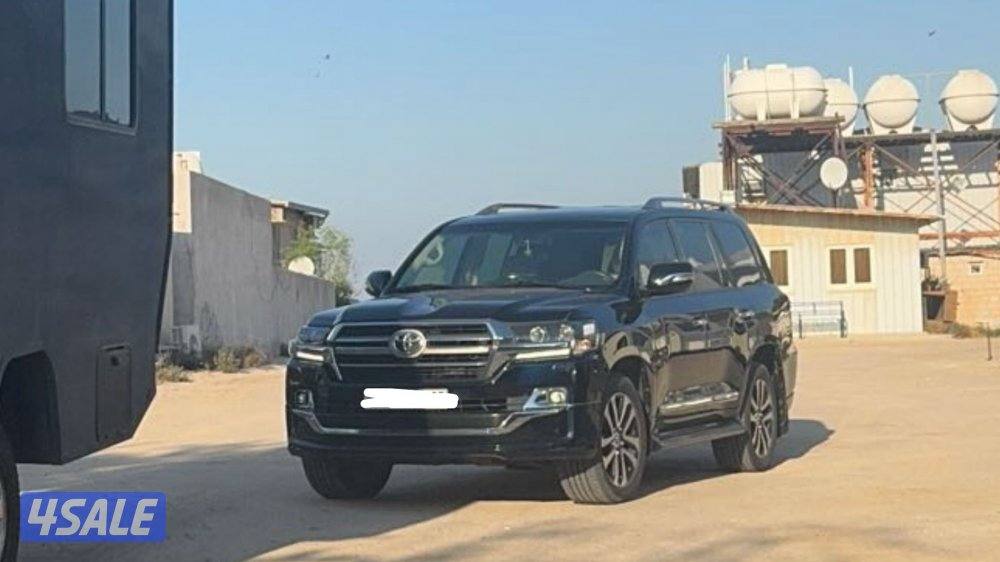 للبيع لاند كروزر قراند تورنق ماشي ١٦٦4