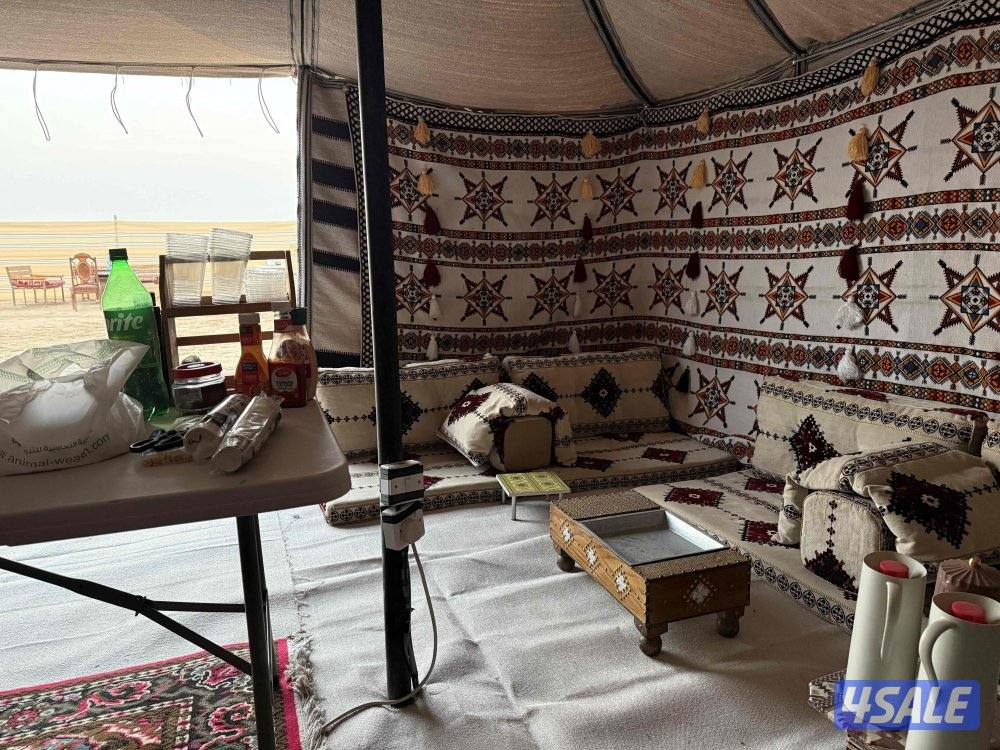 كشته مرتبه تتكون من خيمتين وقعده مقابل مخفر جبد9