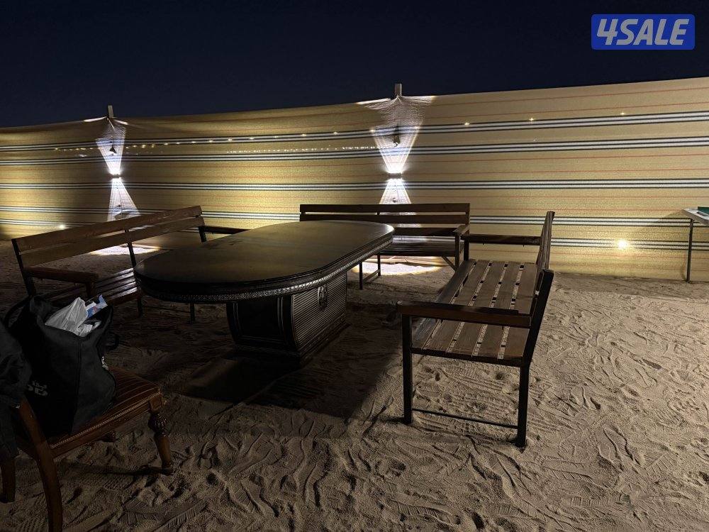 كشته مرتبه تتكون من خيمتين وقعده مقابل مخفر جبد13