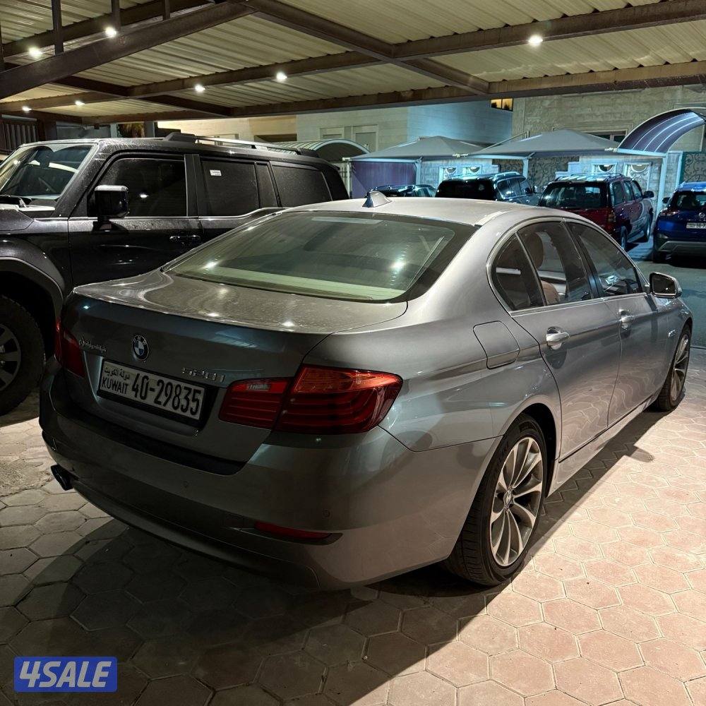 بي ام دبليو 520i5