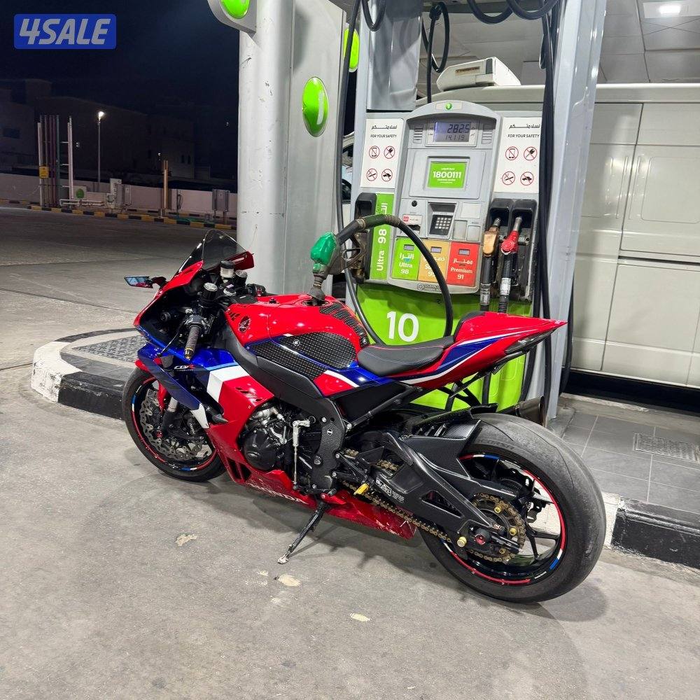 للبيع CBR 1000RRR0