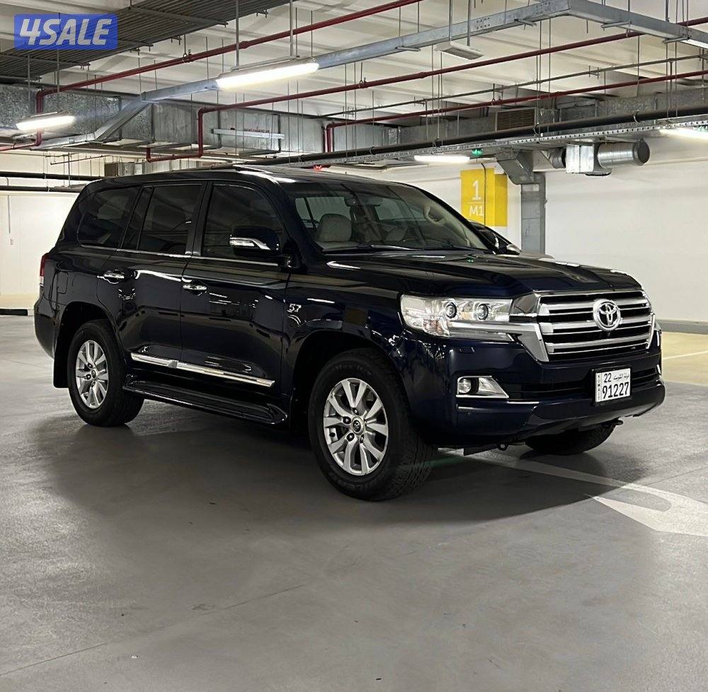 للبيع لاند كروز vxr 5.73