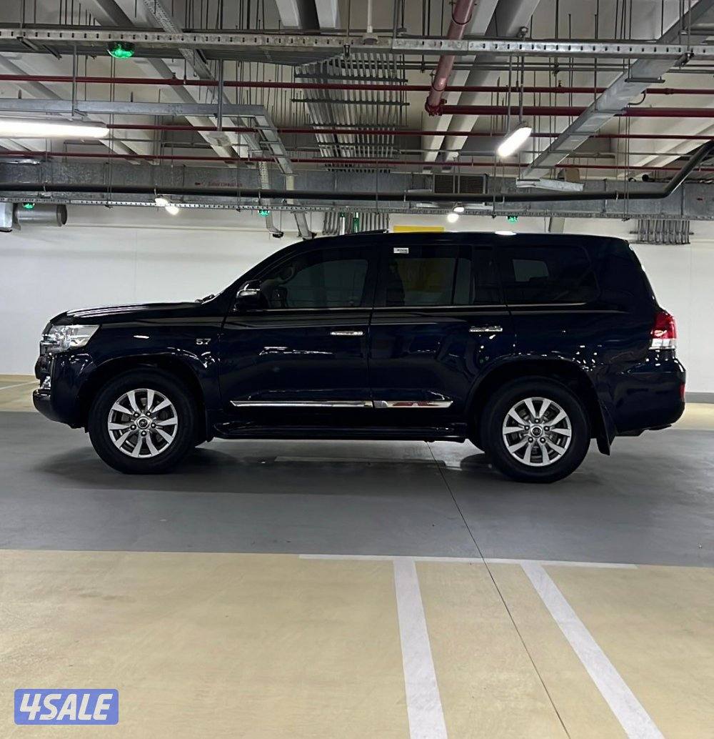 للبيع لاند كروز vxr 5.79