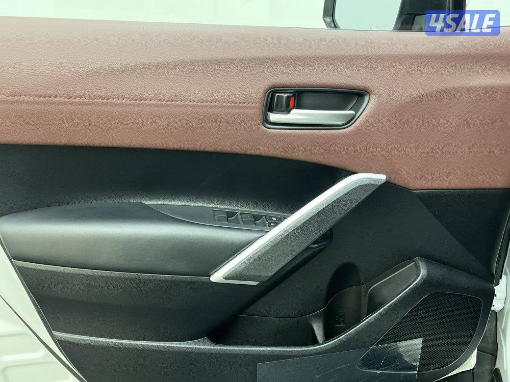 TOYOTA COROLLA CROS COROLLA-CROSS LTD12