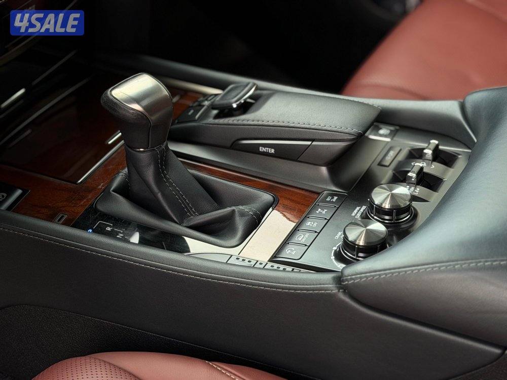 لكزسLX570 SPORT موديل 2018 وارد الساير12