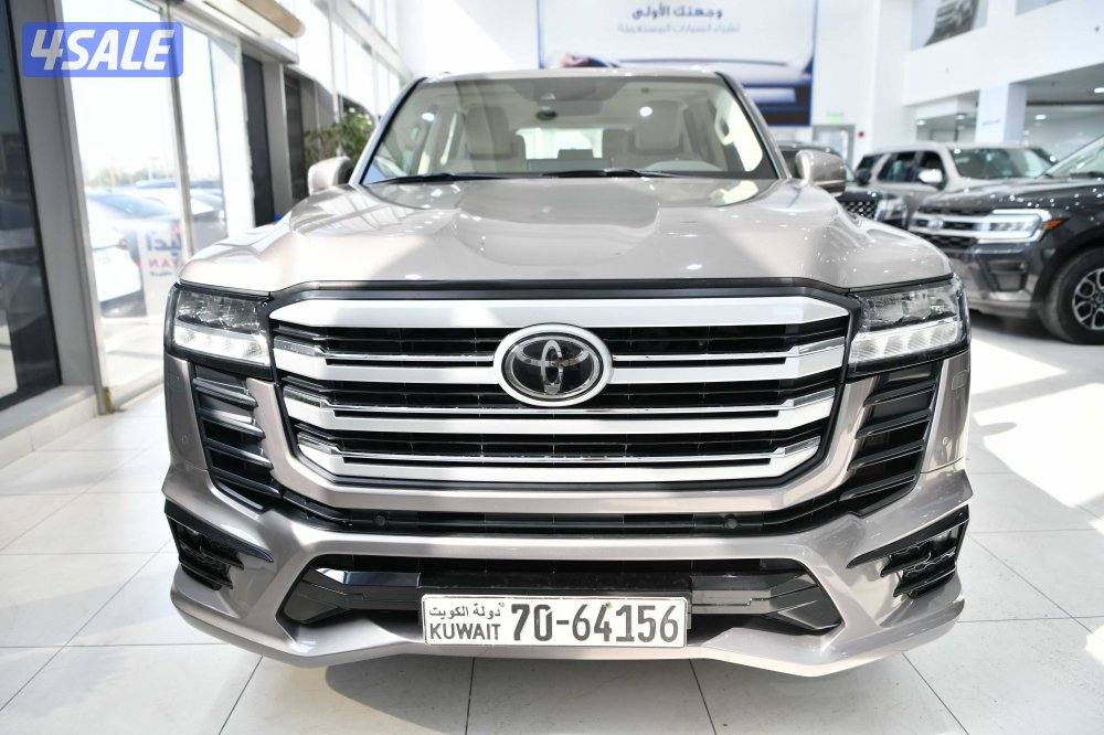 تويوتا لاندكروزر GXR ايرو اس - توين تيربو1