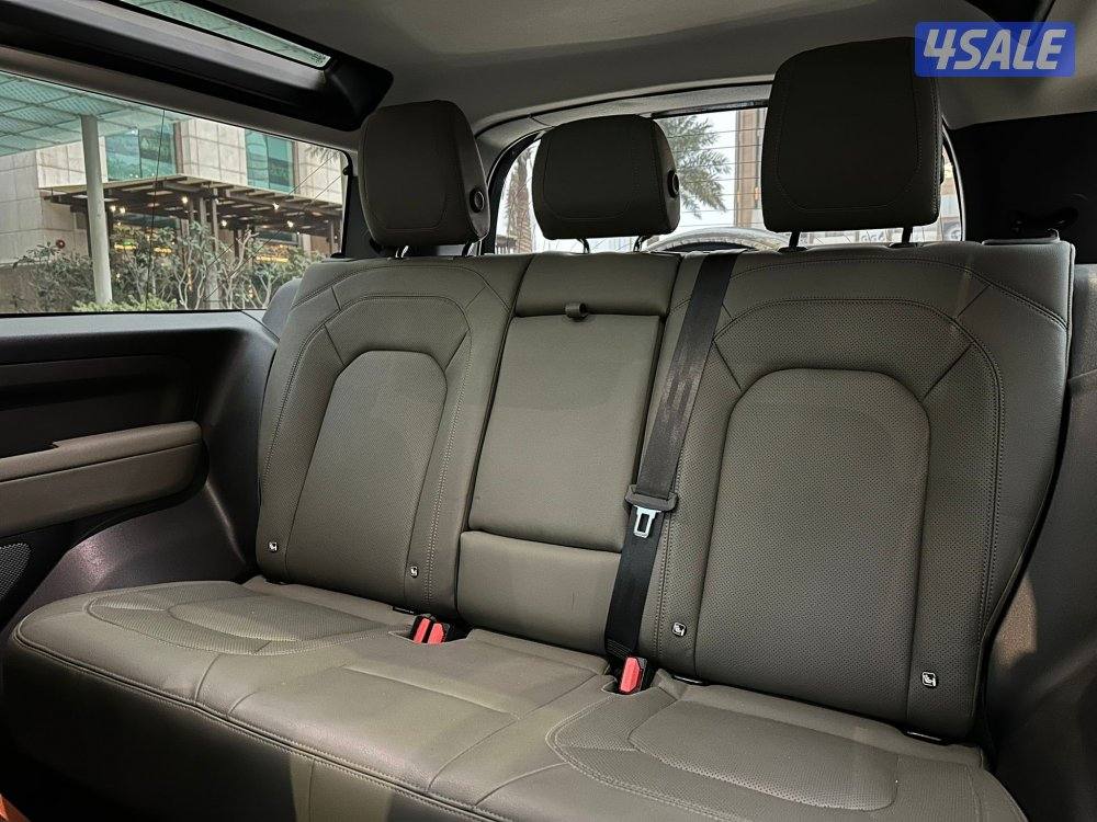 ديفيندرSE90 موديل2023 6سلندر عداد44الف سيرفس منتظم وارد الغانم8