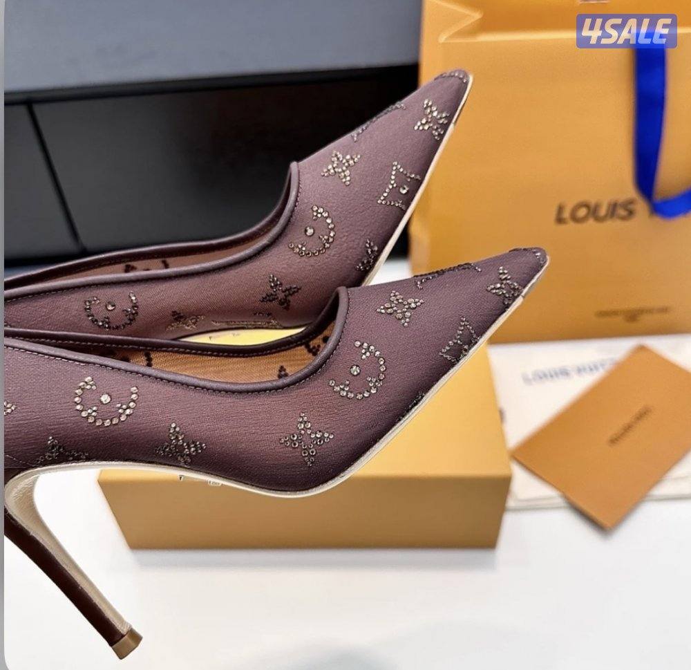 شوز لويس فويتون ماستر جديد بالكرتون قياس 372