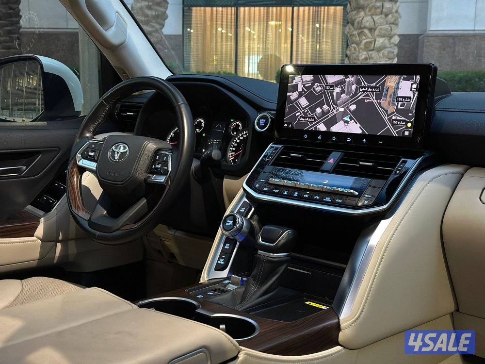 لاندكروزرGXR V6 AERO Sموديل2024 عداد48الف وارد الساير تحت الكفاله5