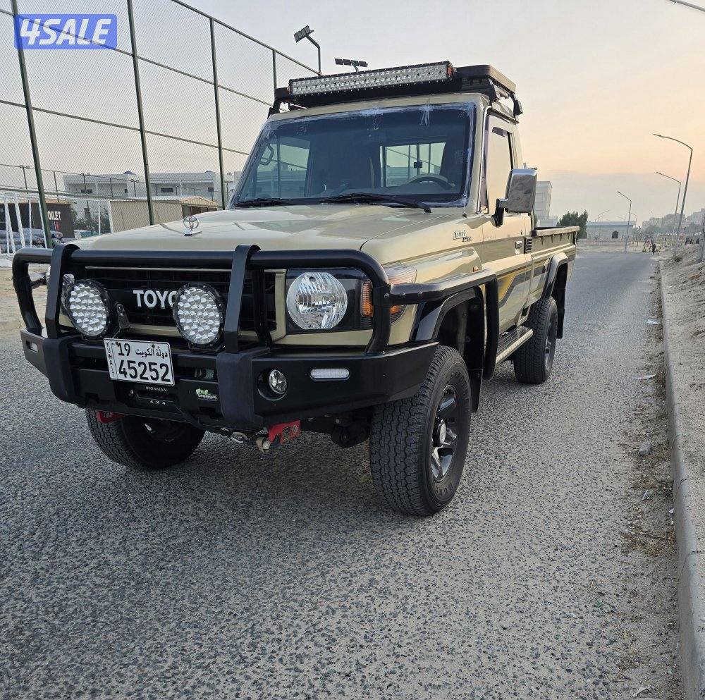 شاص 2022 فئة 70 عام.
عداد 40 شرط الفحص
وارد الساير كامره خلفيه وامام2