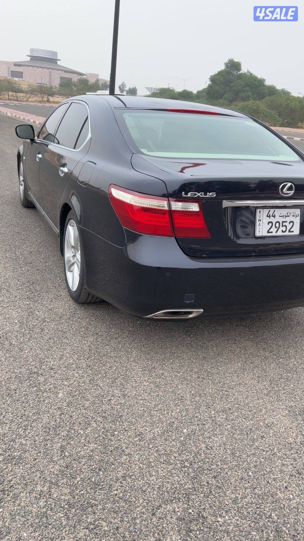 لكزس LS 460 L4