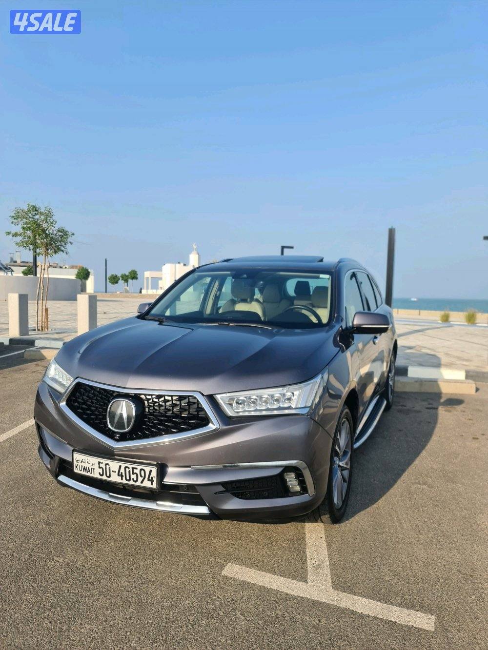 اكورا _ MDX موديل 2018 _ عداد 177 km( صبغ وكاله ماعدا قطعه واحده)1