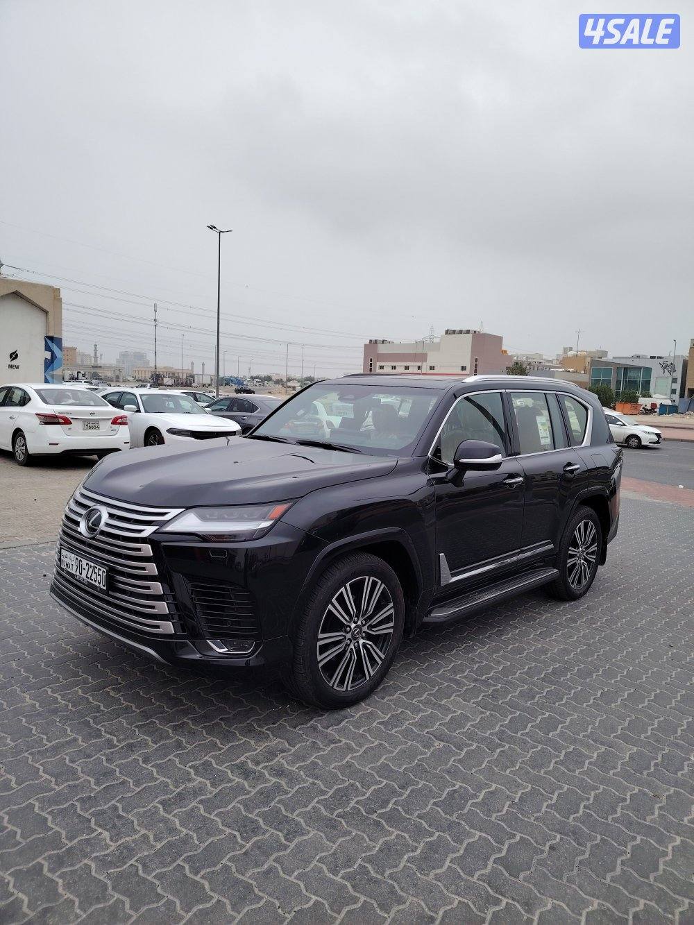 لكزس مديل ٢٠٢٥ الساير ماشي2000 كم0