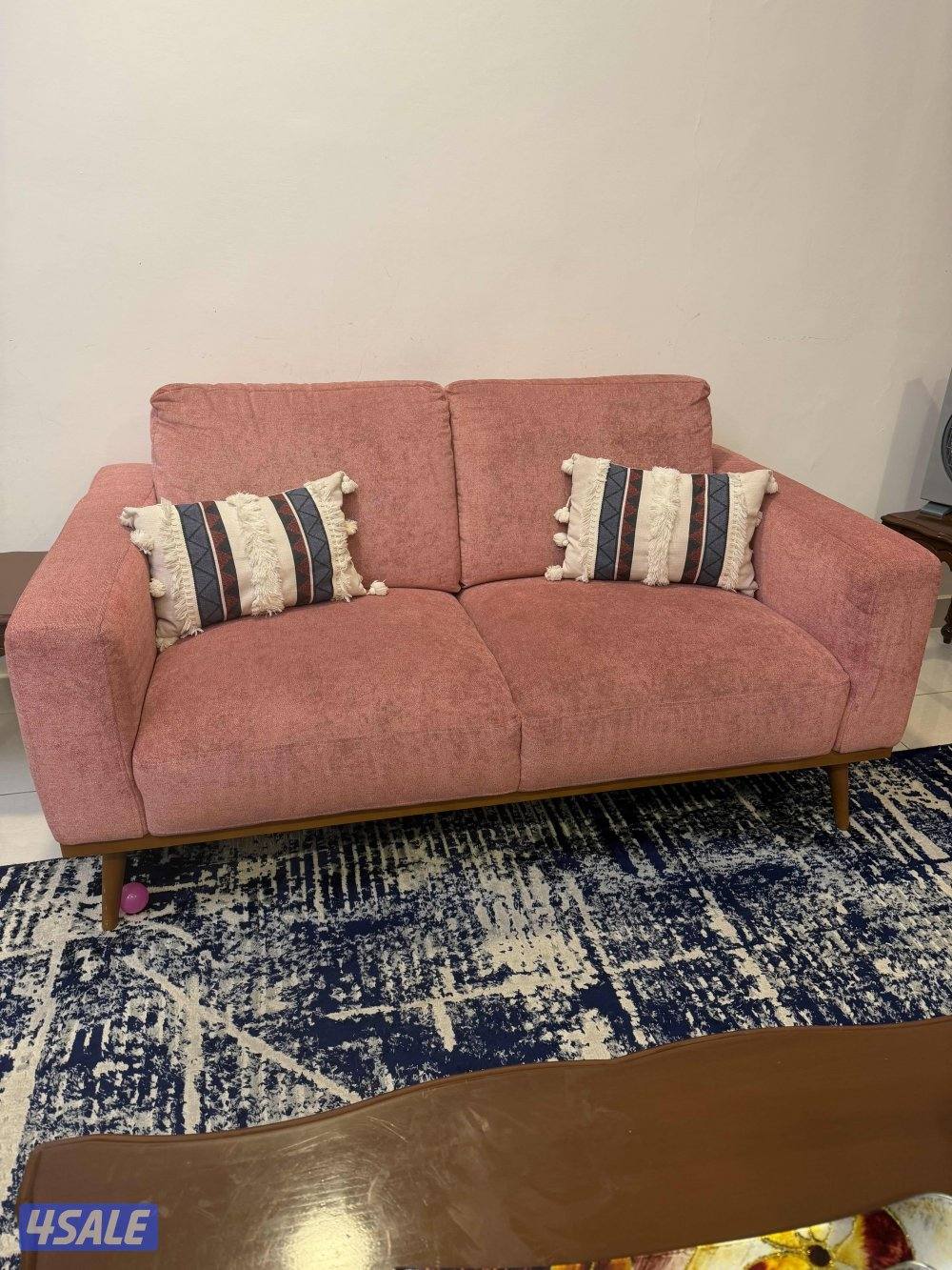 Abyat sofa set & table set with 4 small tables and 1 bug table.0