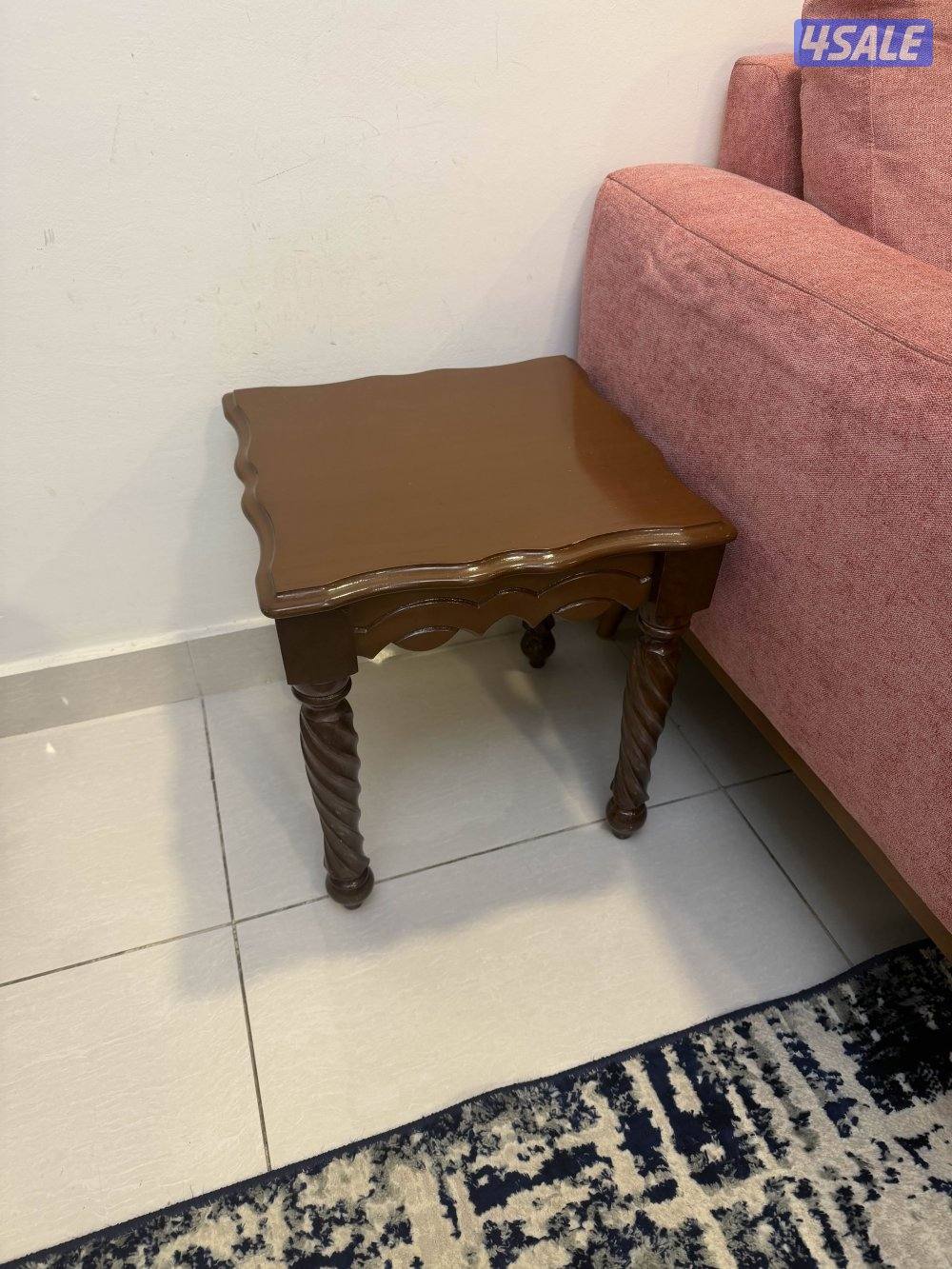 Abyat sofa set & table set with 4 small tables and 1 bug table.8