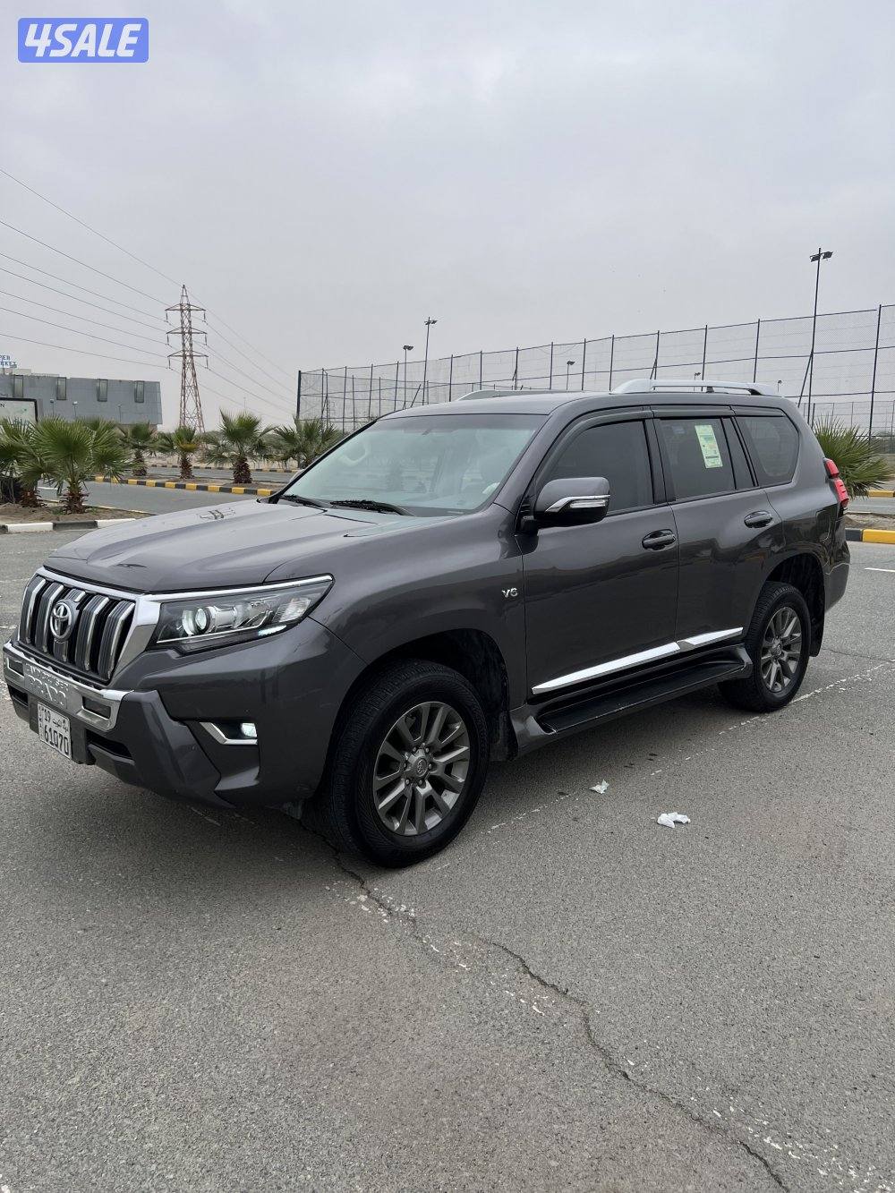 برادو ٦ سلندر TXL الفل عدا فتحه الساير ماشي 102 صبغ الوكالة0