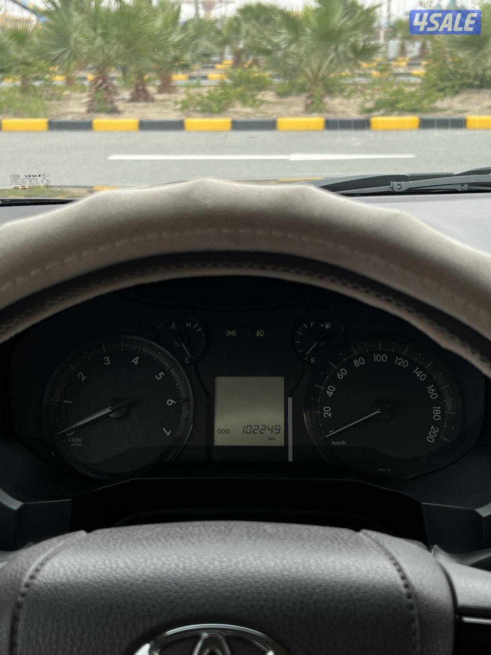 برادو ٦ سلندر TXL الفل عدا فتحه الساير ماشي 102 صبغ الوكالة7