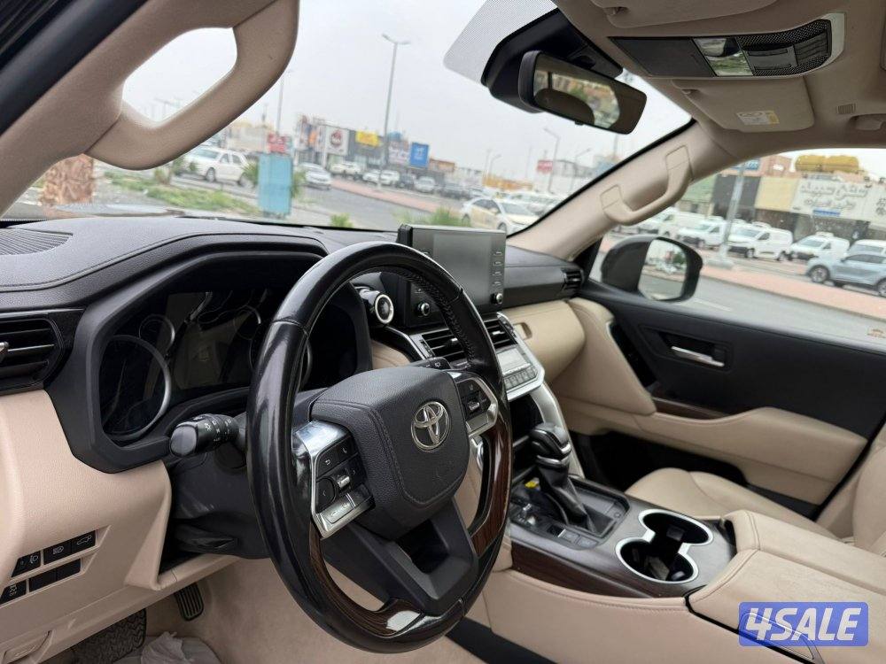 النشاما لبيع وشراء السيارات لاند كروزر5