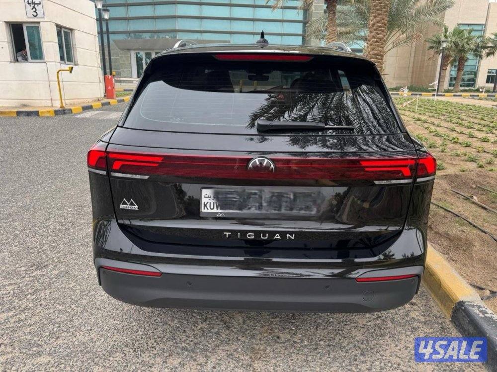 جيب فولكس تيجوان 2025 ماشي 1 تحت الكفاله سيرفس مجاني بحالة الوكاله3