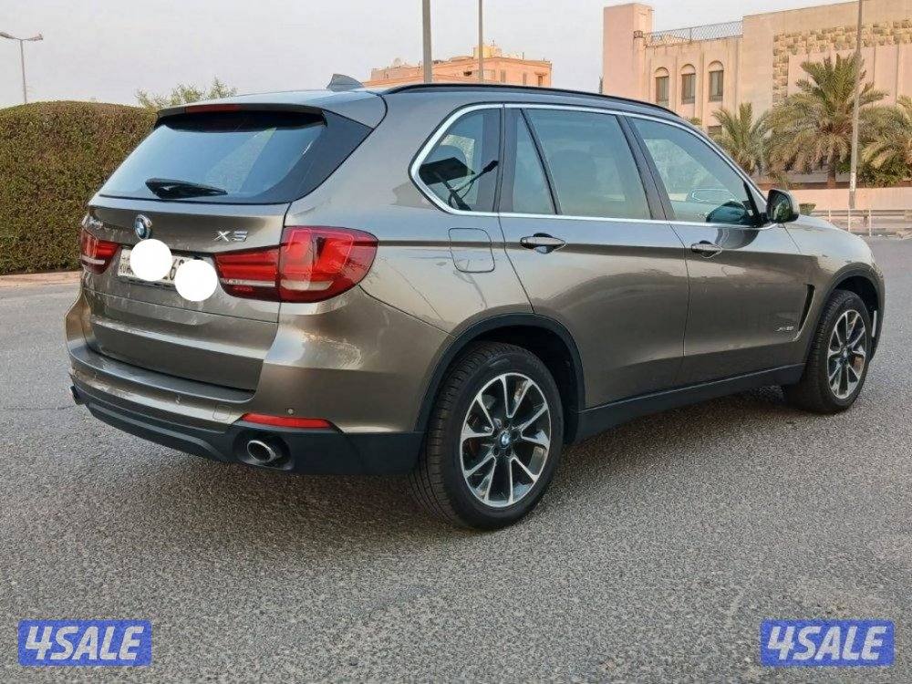 بيع جيب بي بي ام دبليو X511