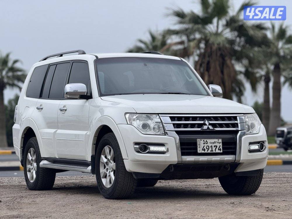 للبيع باجيرو / صبغ وكالة / موديل 2019 / مكينة صغيرة0