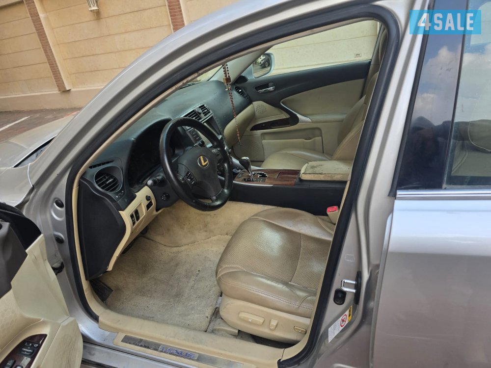 سياره لكزس is300 20071