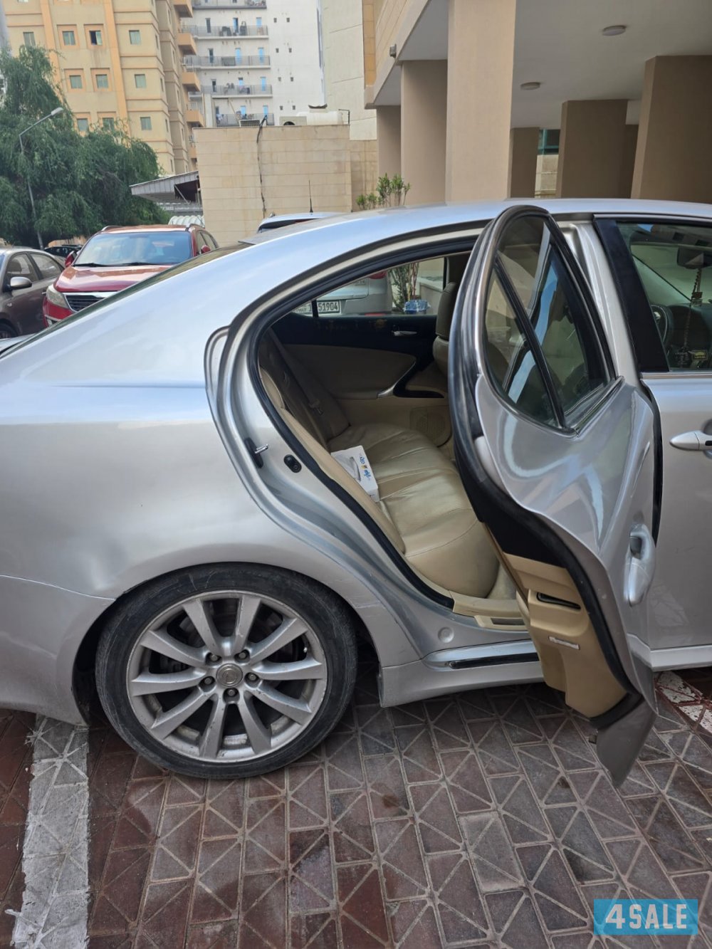 سياره لكزس is300 20073