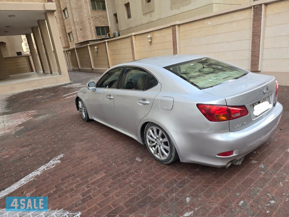 سياره لكزس is300 20076