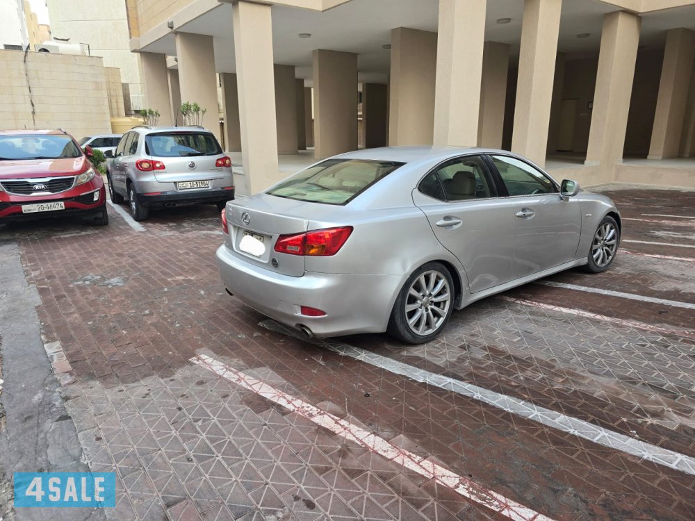 سياره لكزس is300 20079