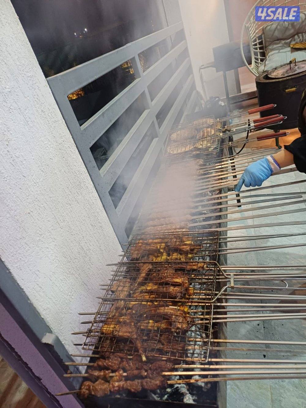 باربيكيو واو للمشويات وشاورما لحم ودجاج وسلطات ومقبلات وخبز تنور1