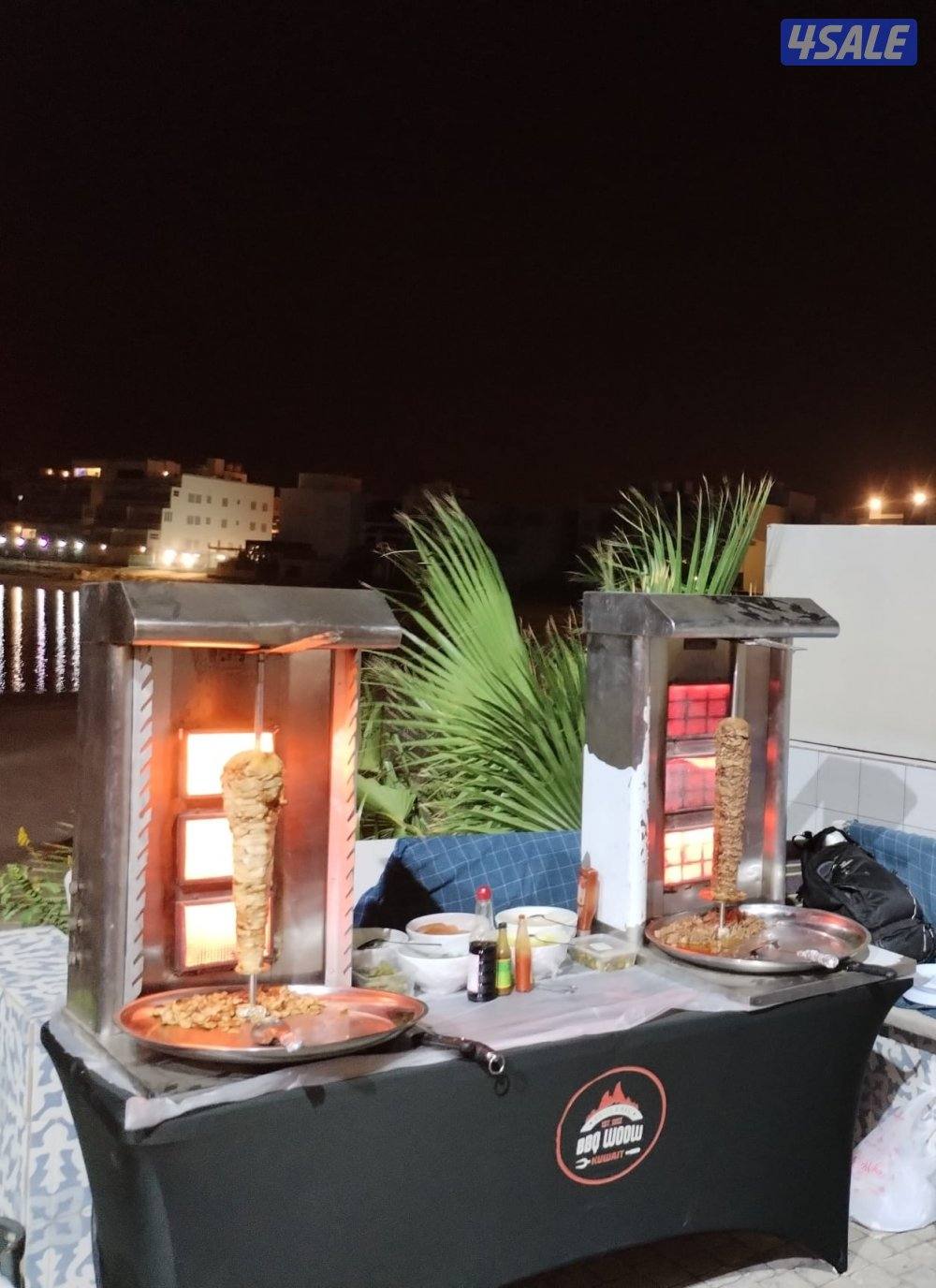 باربيكيو واو للمشويات وشاورما لحم ودجاج وسلطات ومقبلات وخبز تنور13