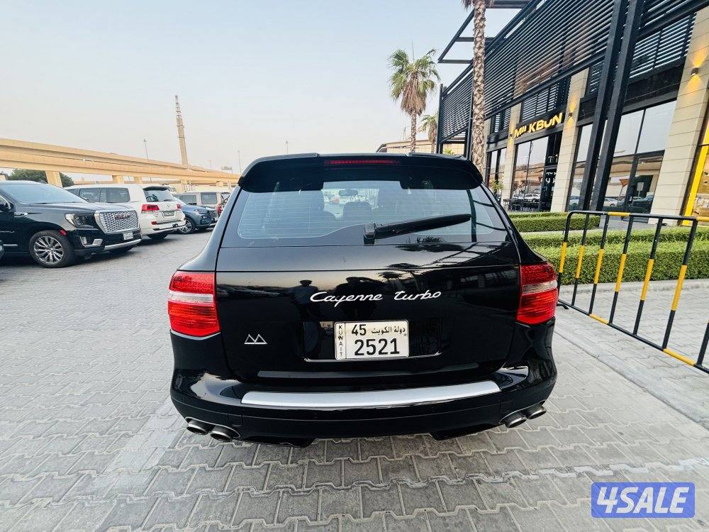 Porsche Cayenne Turbo model 20081