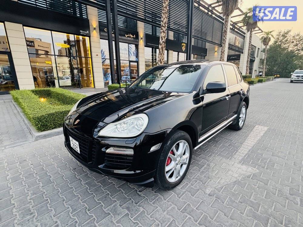 Porsche Cayenne Turbo model 20083