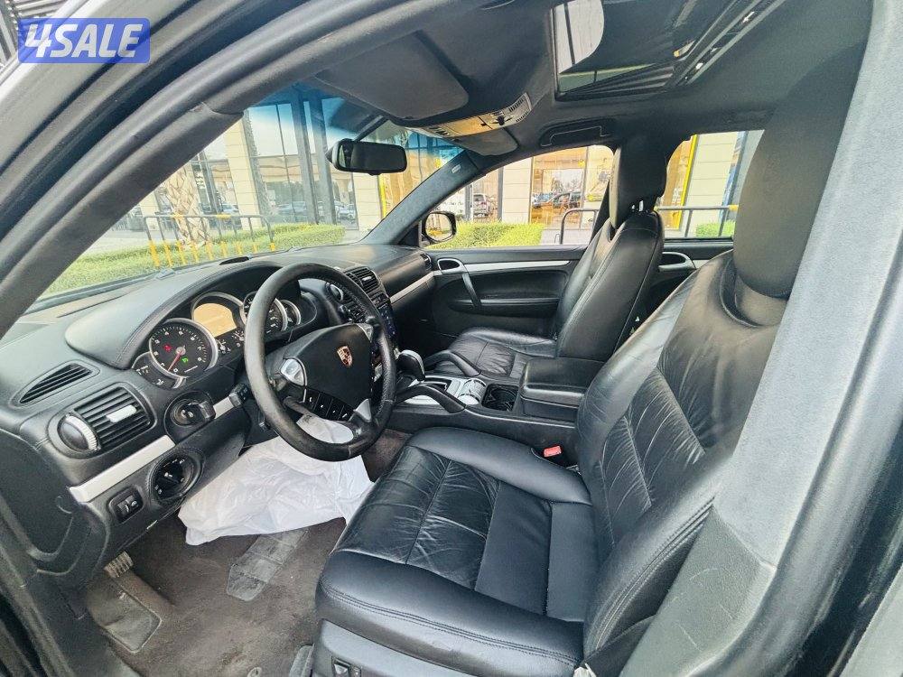 Porsche Cayenne Turbo model 20086