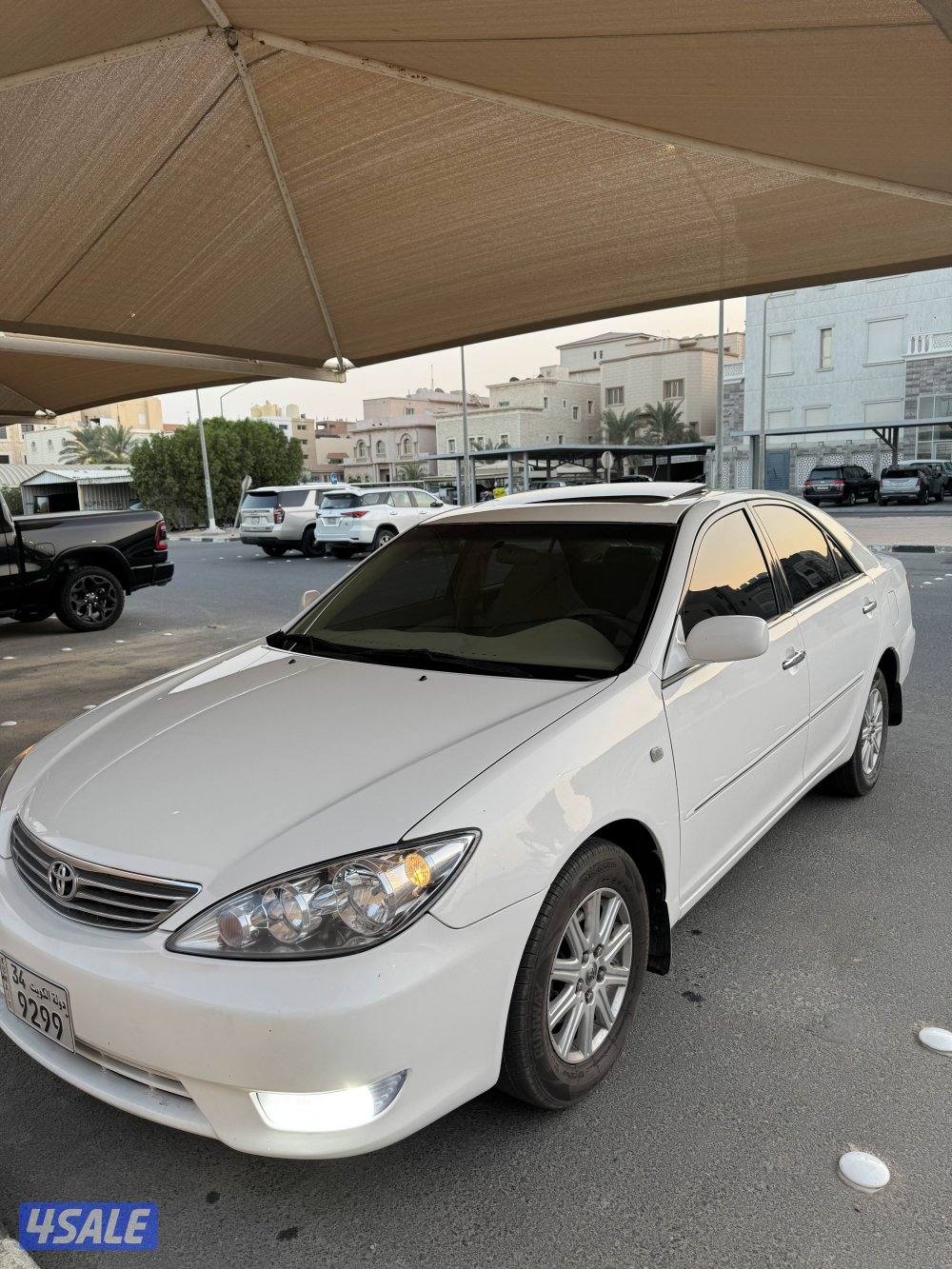 كامري 2003 / اربعه سلندر / بحاله جيده3