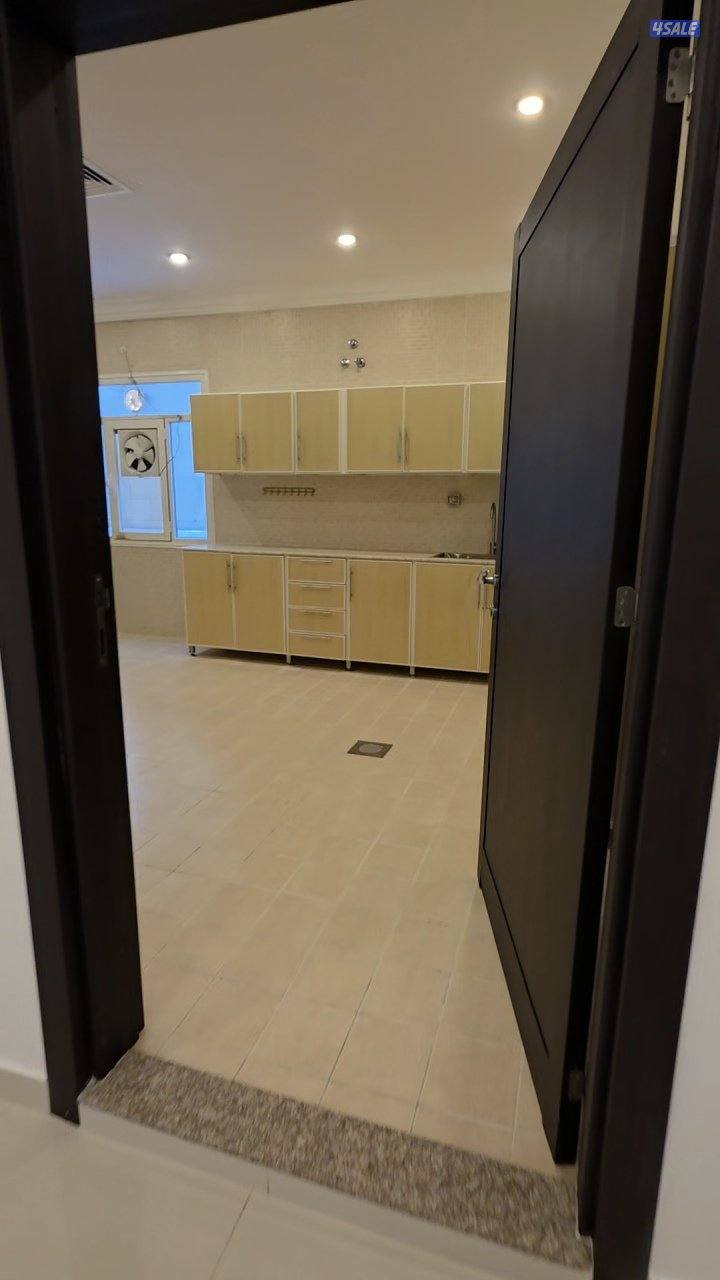 للإيجار دور ارضي بالمسايل8