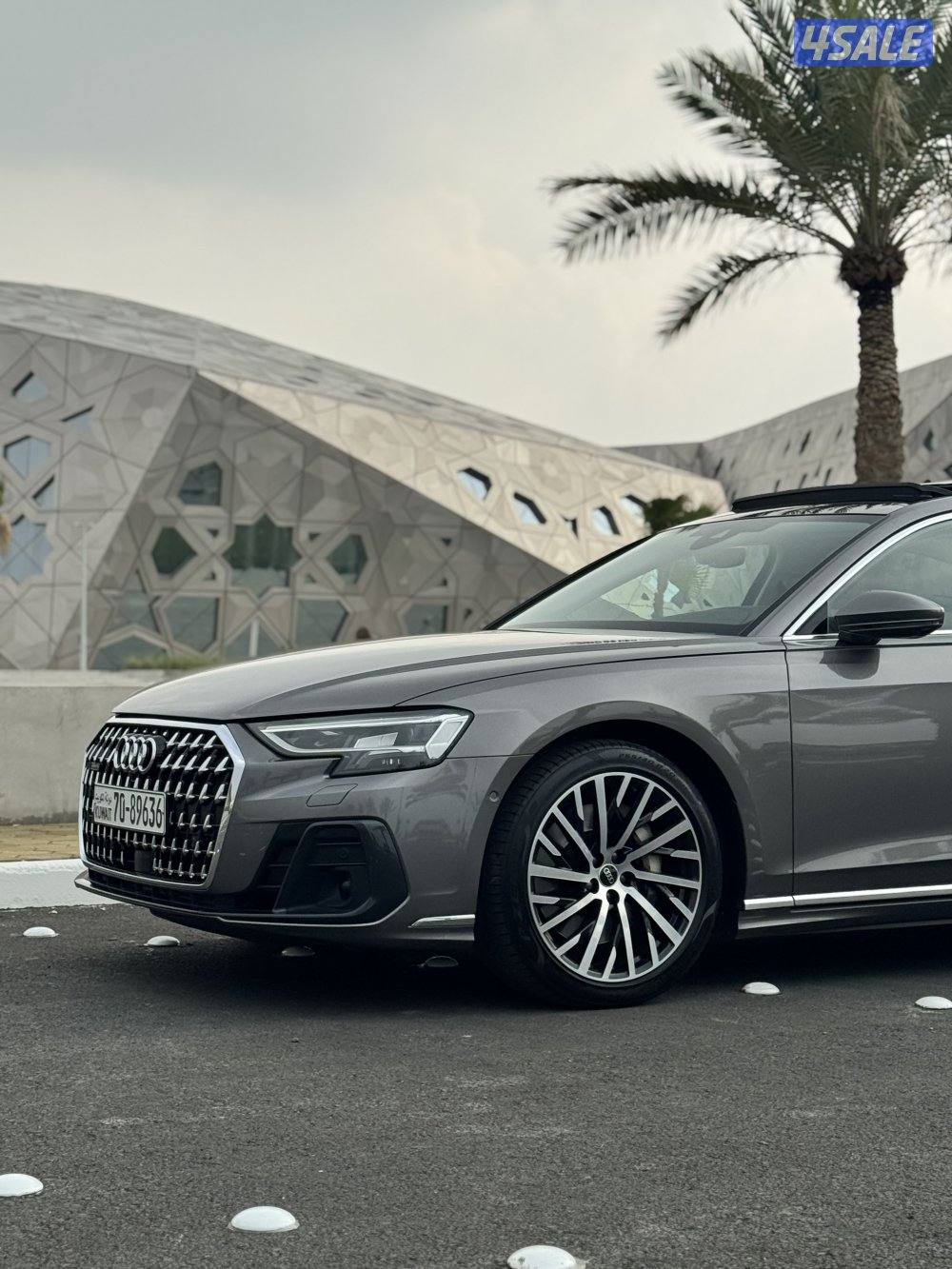اودي اي ٨ لااارج موديل 2023 عداد 25 الغانم8