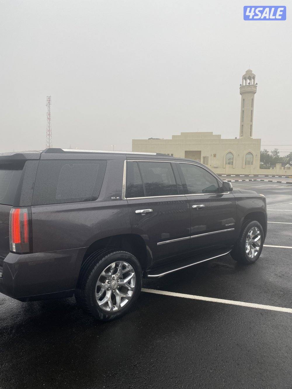 يوكن 2015 SLE قمة بالنظافه وبحاله ممتازه3