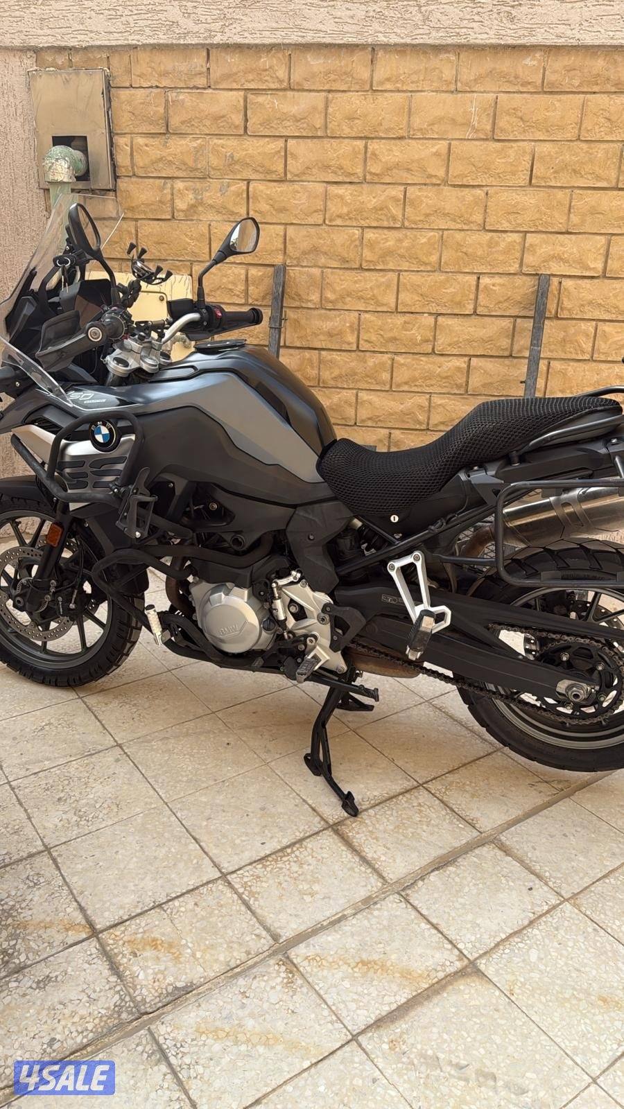 Bmw 750 gs model 20202