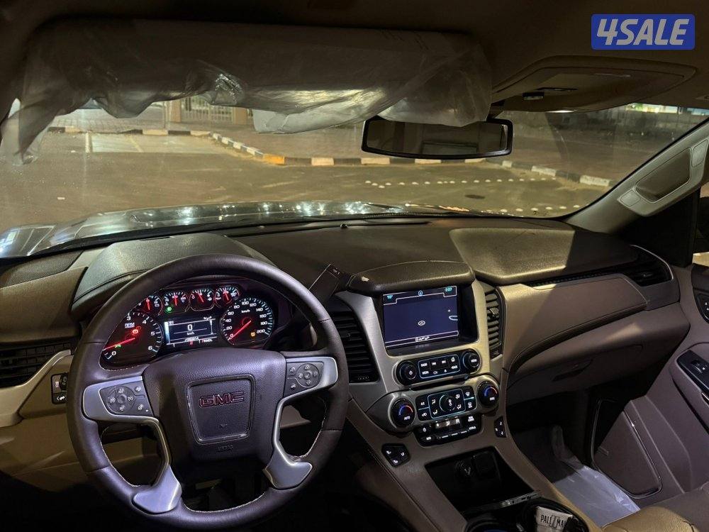 للبيع يوكن SLT موديل 20173