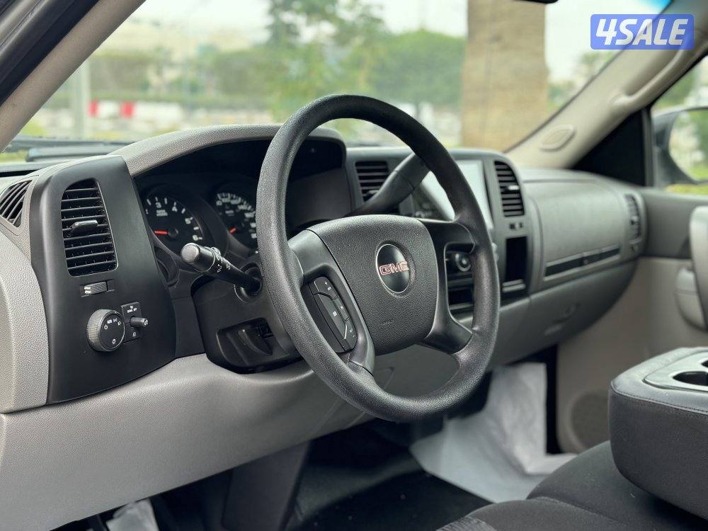 جي ام سي سيرا موديل 2010 بحاله ممتازه جدا وشرط الفحص11